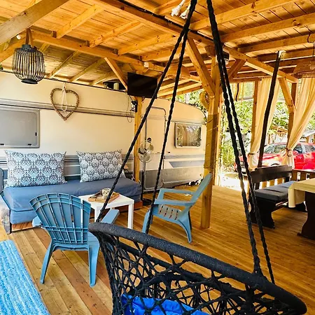 каравана синята маймуна плаж градина # Rv Blue Monkey On The * Chernomorets